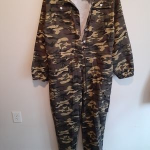 One piece camo fit